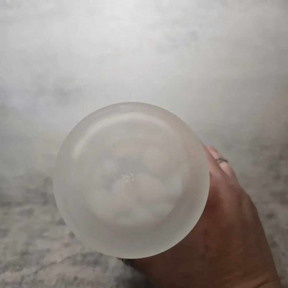 Frosted Swirled 8